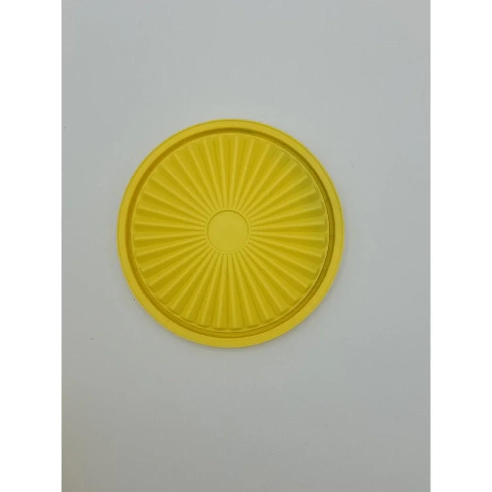 Tupperware Vtg MCM Yellow Servalier Canister #811-14 & Press On‎ Lid 812-44  6